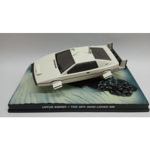 Lotus Esprit - James Bond - The spy who loved me