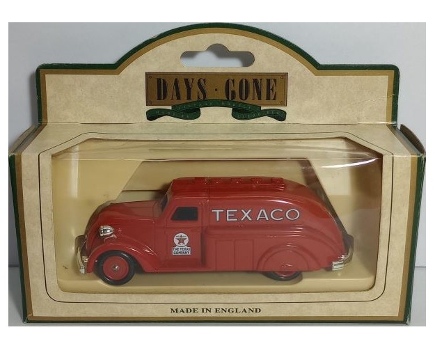 1939 DODGE STREAMLINER TEXACO