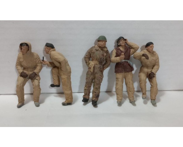 FIGURAS SEMIARMADAS - BRITISH TANK CREW. WINTER UNIFORM