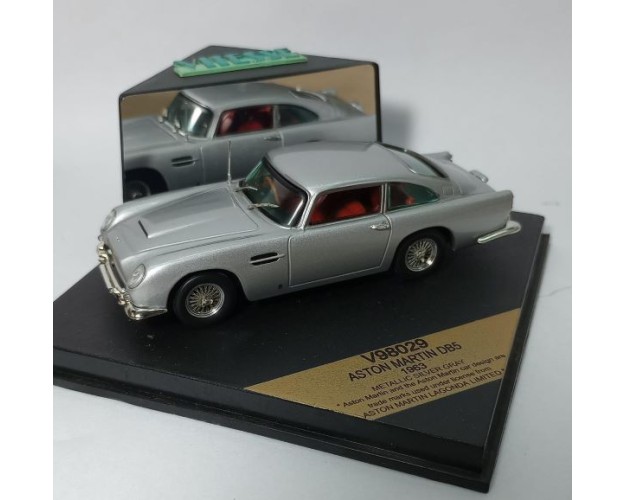 ASTON MARTIN DB5 1963