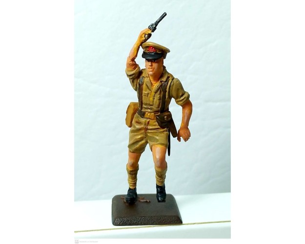 Oficial británico 8° Ejército en batalla