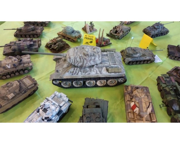ESTUVIMOS EN LA 6ª EXPOSICIÓN DE MODELISMO Y COLECCIONISMO DE PARANÁ