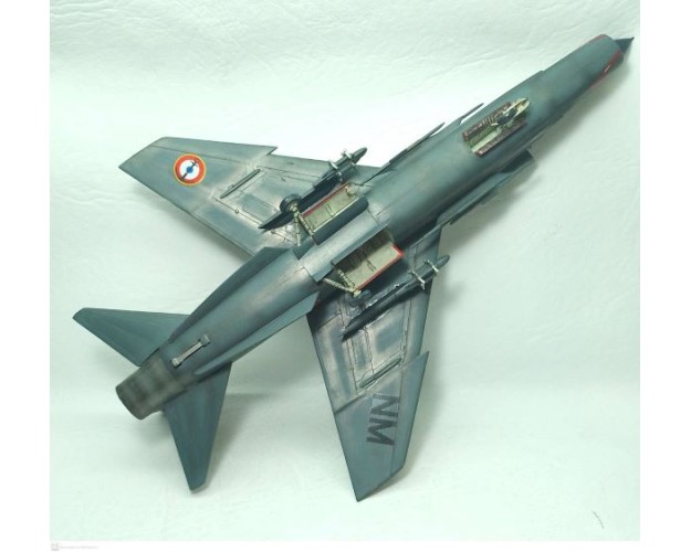 VOUGHT F-8E CRUSADER - 1/48