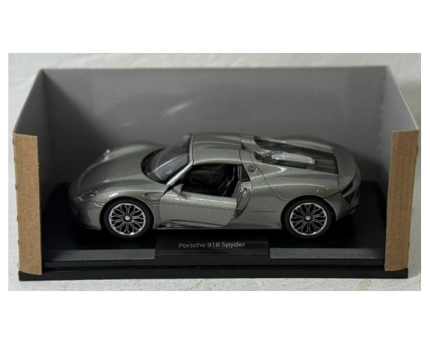 PORSCHE 918 SPIDER