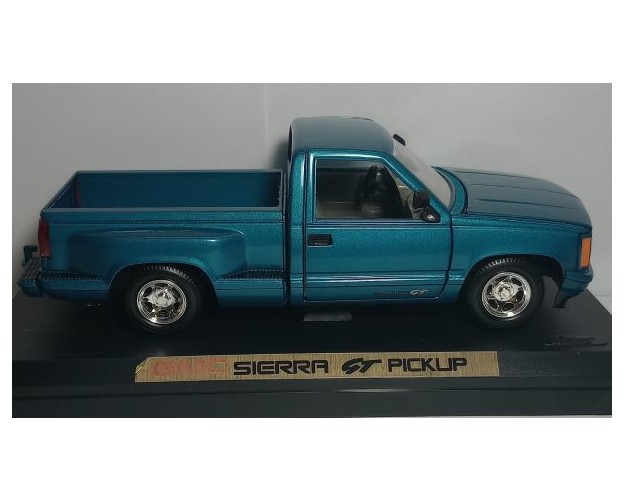 GMC SIERRA GT PICKUP