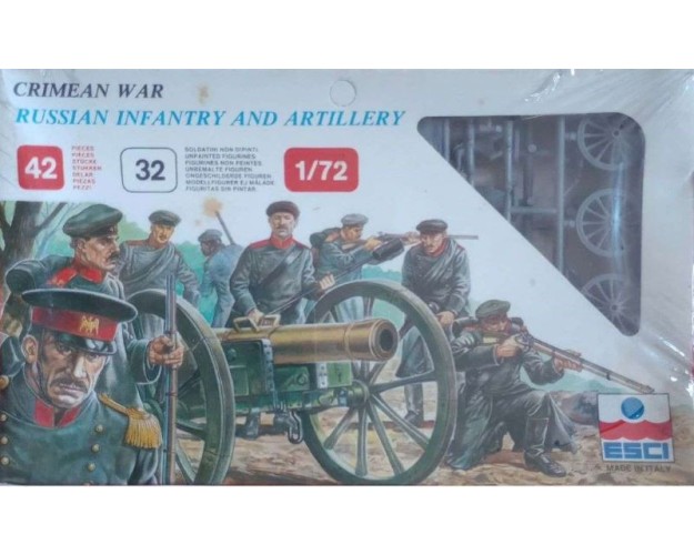 Russian infantry and artillery - Crimean War