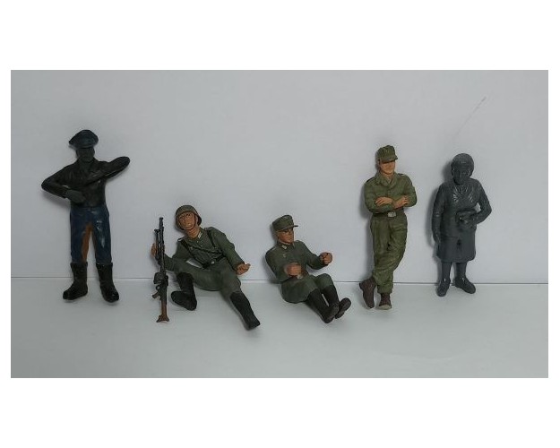 DIORAMA: Kettenkrad + 5 figuras