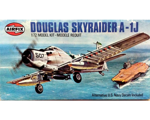 DOUGLAS SKYRAIDER A-1J