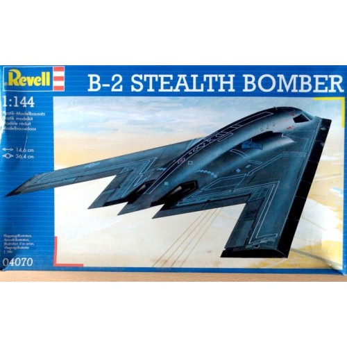 B-2 STEALTH BOMBER