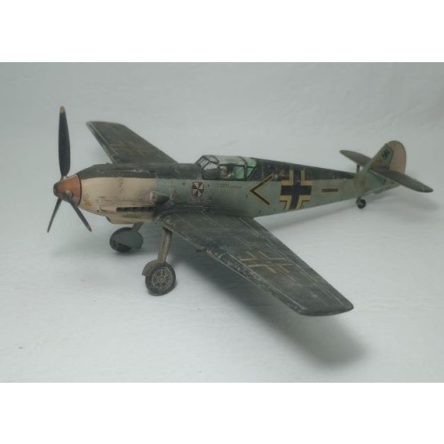 MESSERSCHMITT BF-109 E4 - FRANZ VON WERRA 1/48