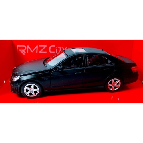 MERCEDES BENZ E 63 AMG 1/38