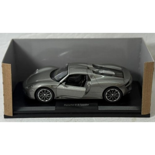 PORSCHE 918 SPIDER