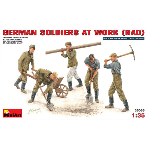 GERMAN SOLDIERS AT WORK (RAD)