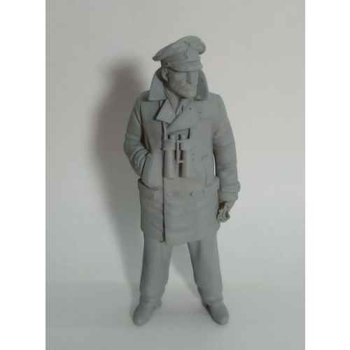 COMANDANTE DE U-BOAT - Modelo 1 - 120mm