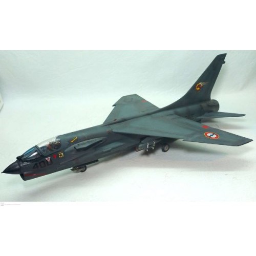 VOUGHT F-8E CRUSADER - 1/48