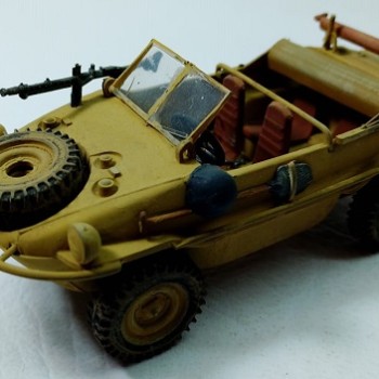 SCHWIMMWAGEN