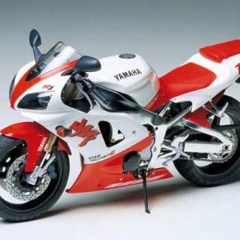YAMAHA YZF-R1