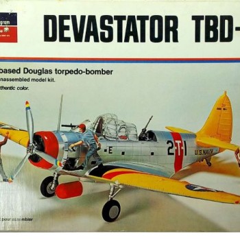 DEVASTATOR TBD-1 (Calcas dañadas)