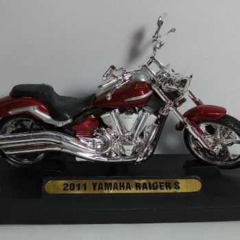 2011 YAMAHA RAIDER S