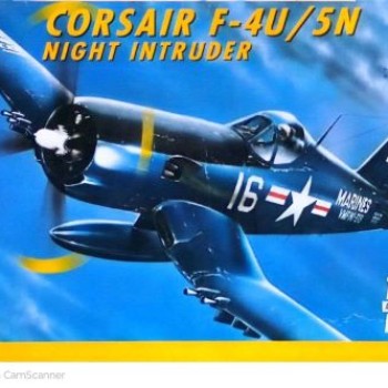 CORSAIR F-4U / 5N NIGHT INTRUDER CON CALCAS ARGENTINAS