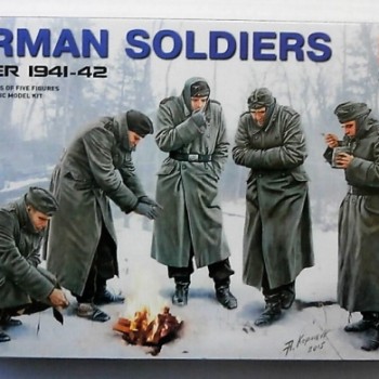 GERMAN SOLDIERS - WINTER 1941-42