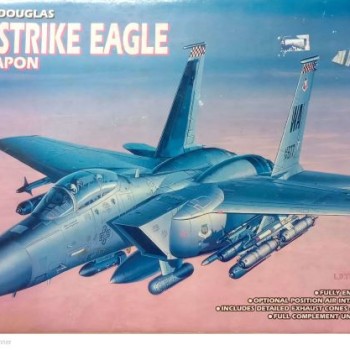 MCDONNELL-DOUGLAS F-15E STRIKE EAGLE