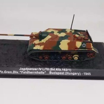JAGDPANZER IV L/70 (Sd.Kfz.162/1) - Pz.Green.Div. "Feldherrnhalle" Budapest (Hungary) - 1945