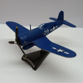 F4U Corsair 1/100