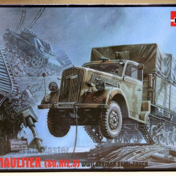 OPEL MAULTIER (SD.KFZ.3) WWII GERMAN SEMI TRUCK