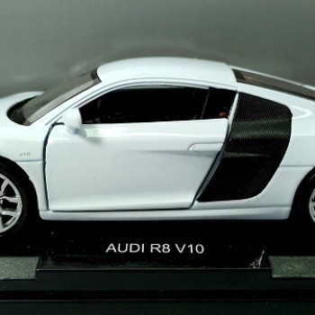 AUDI R8 V10