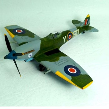 SUPERMARINE SPITFIRE MK.XVI - 1/72