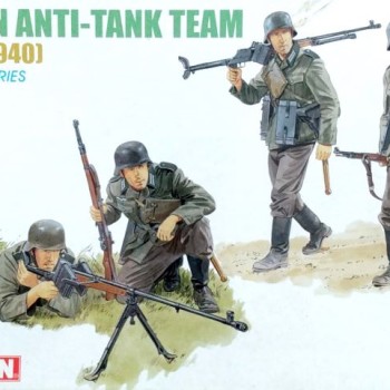 GERMAN ANTI-TANK TEAM (FRANCE 1940)