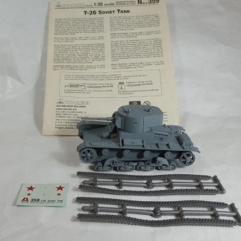 T-26 SOVIET TANK